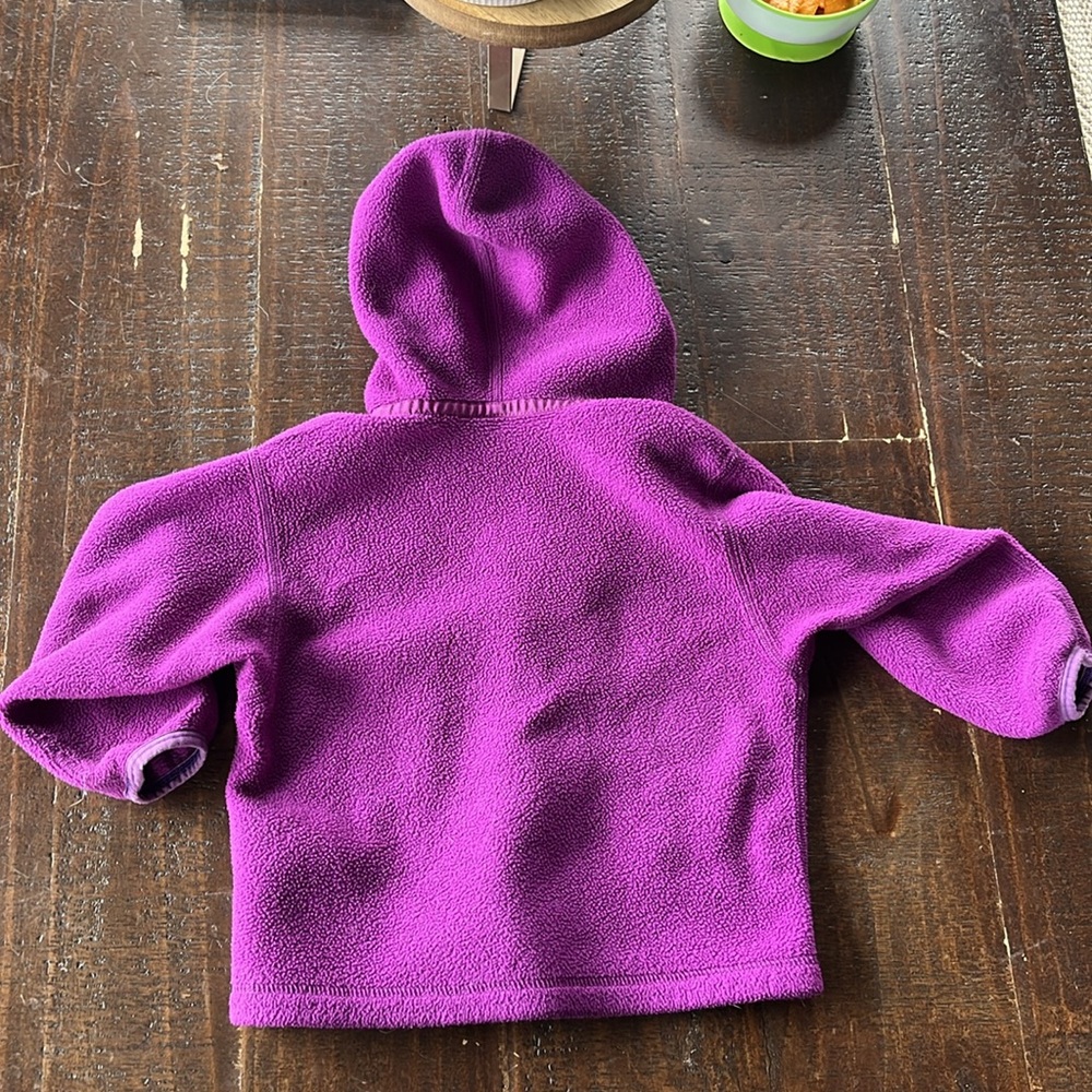 Patagonia 18M Toddler Light-weight full zip fleece - Picture 3 of 3